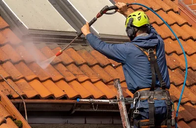 Démoussage et hydrofuge de toiture à Lavacquerie