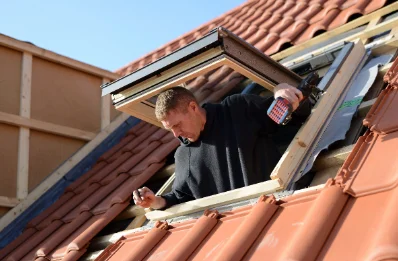 Pose de fenêtres de toit Velux à Lavacquerie